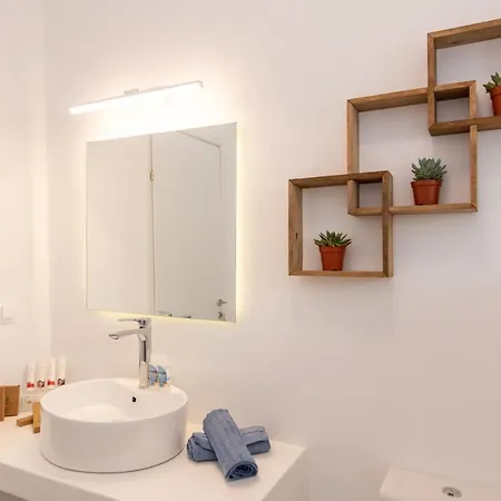 Xerolithia I * Ayios Sostis